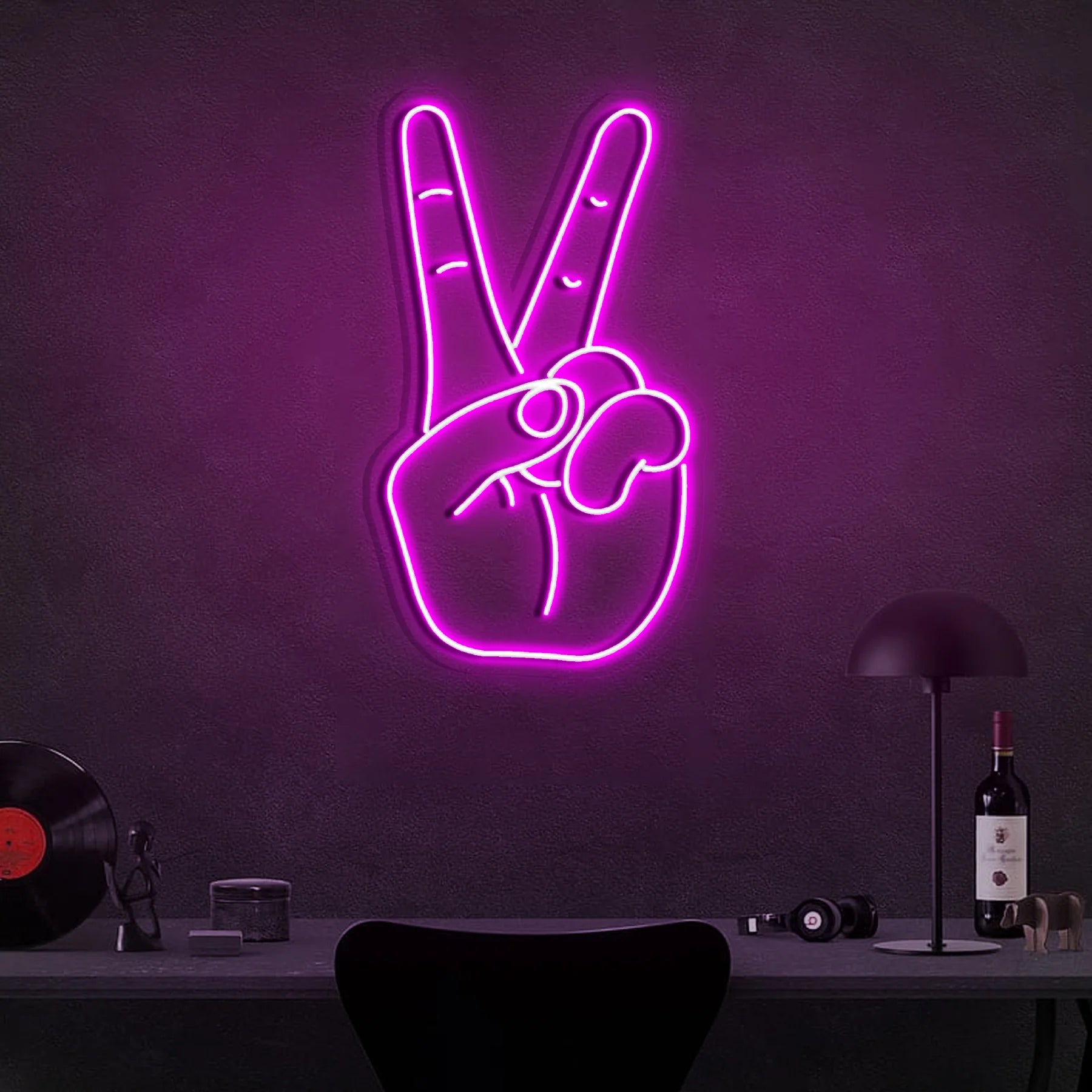 Neonlicht mit Scissorhands-Logo – Ihr ikonisches Kunstwerk in Neon