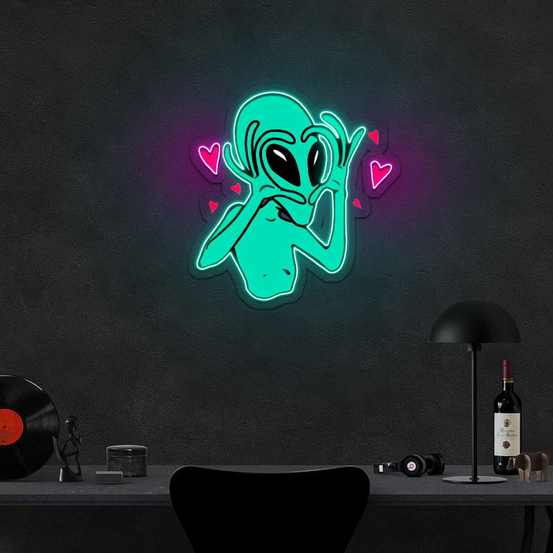 Alien Herz Neonlicht – Galaktische Liebe für Ihre Wände
