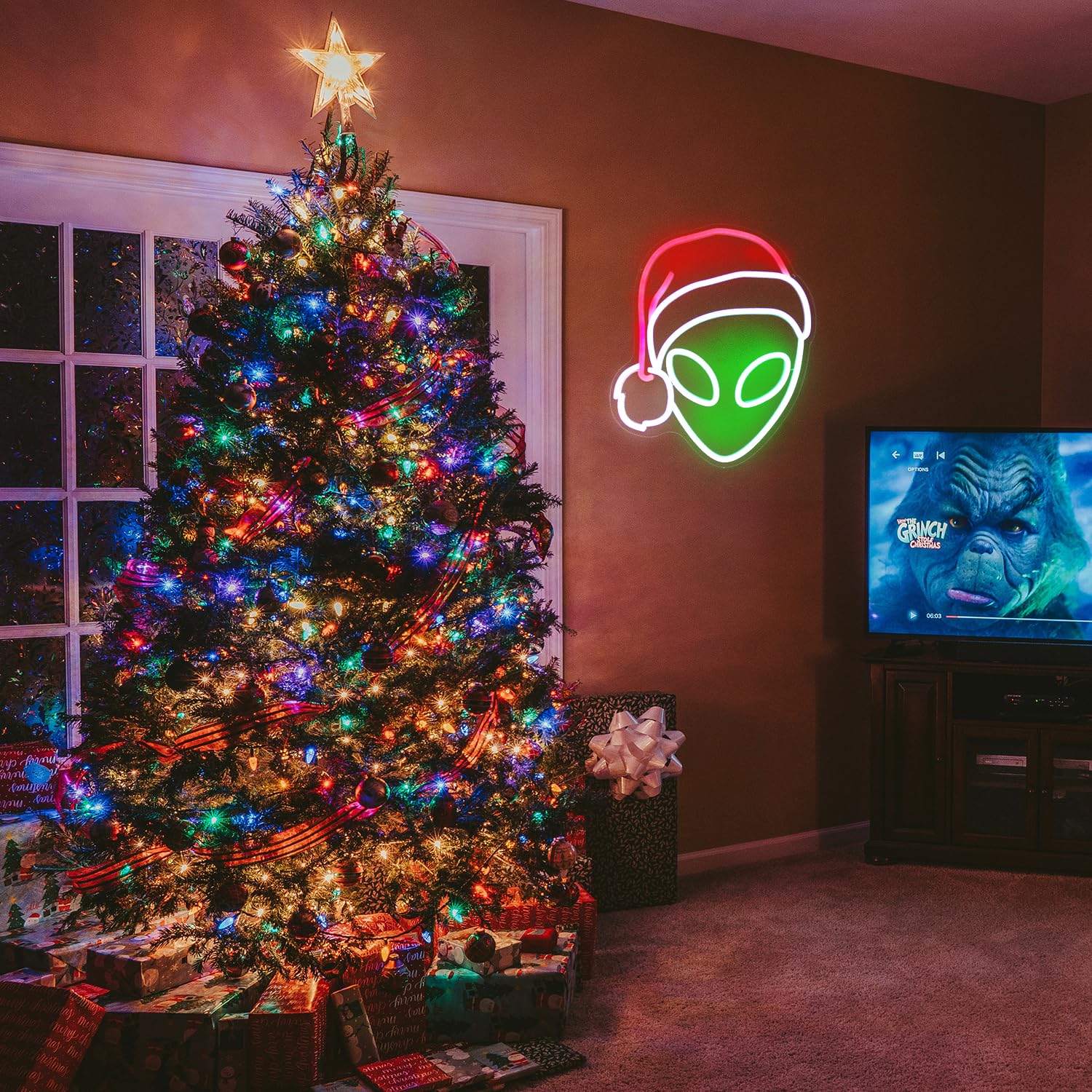 Christmas Alien Neonlampe – Grüne & Rote LED-Deko mit Weihnachtsflair