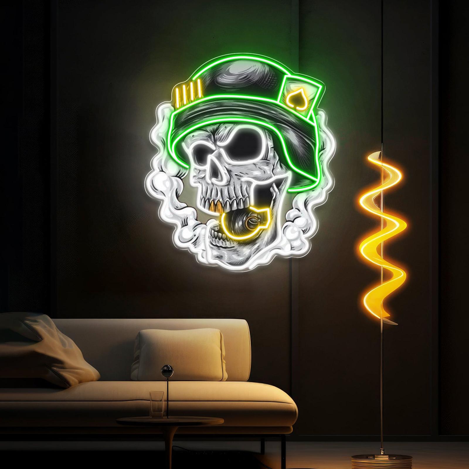 Cooler Totenkopf mit Helm mit Rauch und Bomben Leuchtreklame