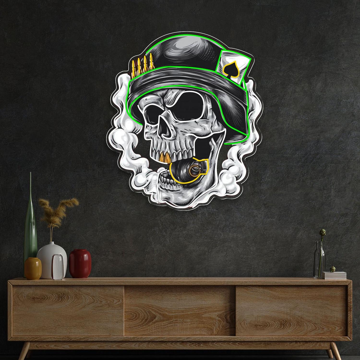 Cooler Totenkopf mit Helm mit Rauch und Bomben Leuchtreklame