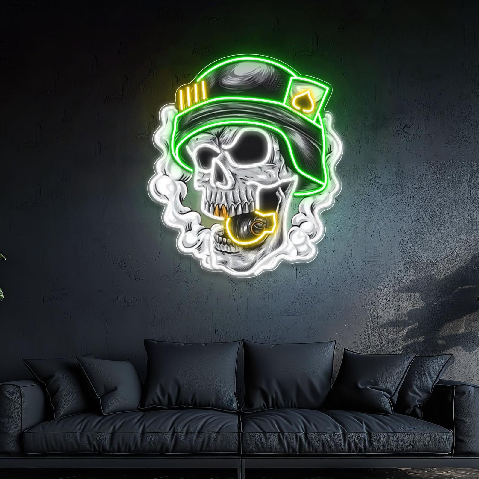 Cooler Totenkopf mit Helm mit Rauch und Bomben Leuchtreklame