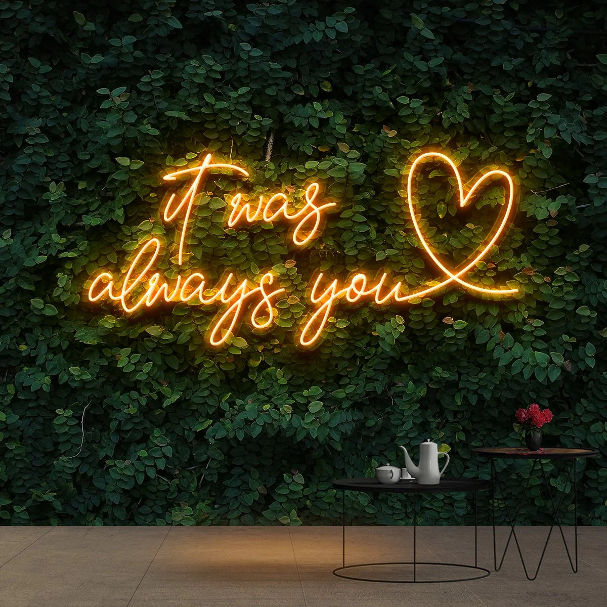 „It Was Always You 2.0“ – Ihr leuchtendes Liebesbekenntnis in Neon