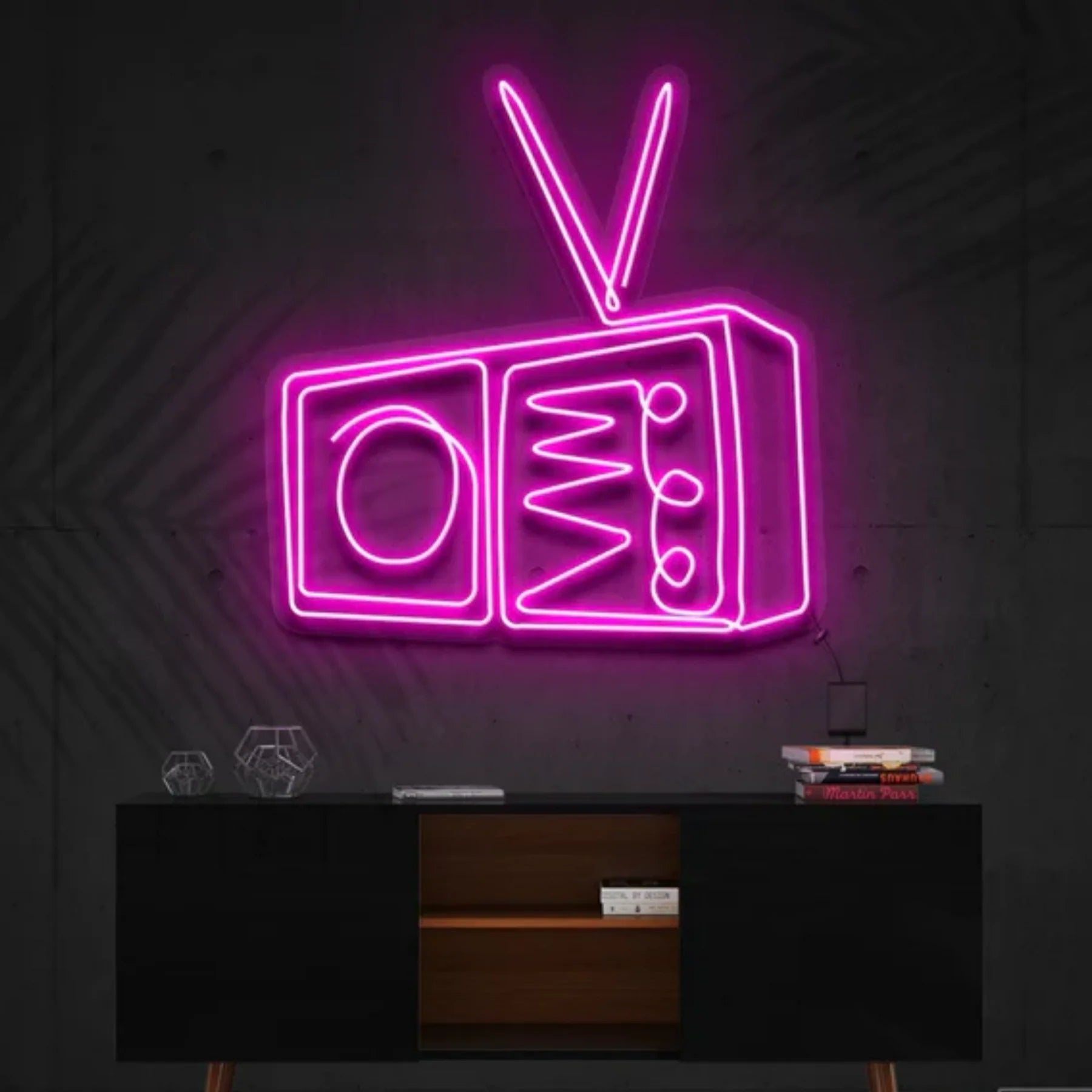 „Radio“ – Neon Kunstwerk – Ihr leuchtendes Ode an die Musik und die goldenen Zeiten des Radios